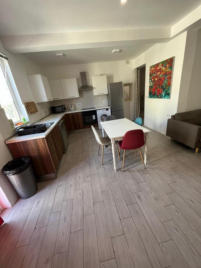 City Center Properties - Modern Room With Ac & Ensuit Bathroom - Room 1 St. Paul's Bay Dış mekan fotoğraf